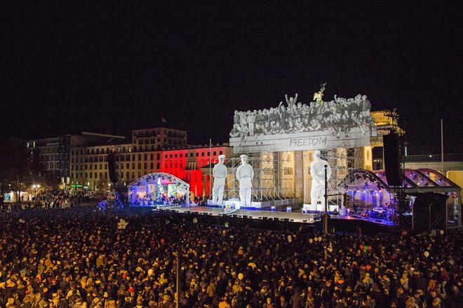 MILOS Stahltraversen feiern am Tag der Deutschen Einheit 2018  in Berlin ihr „stürmisches Debüt“